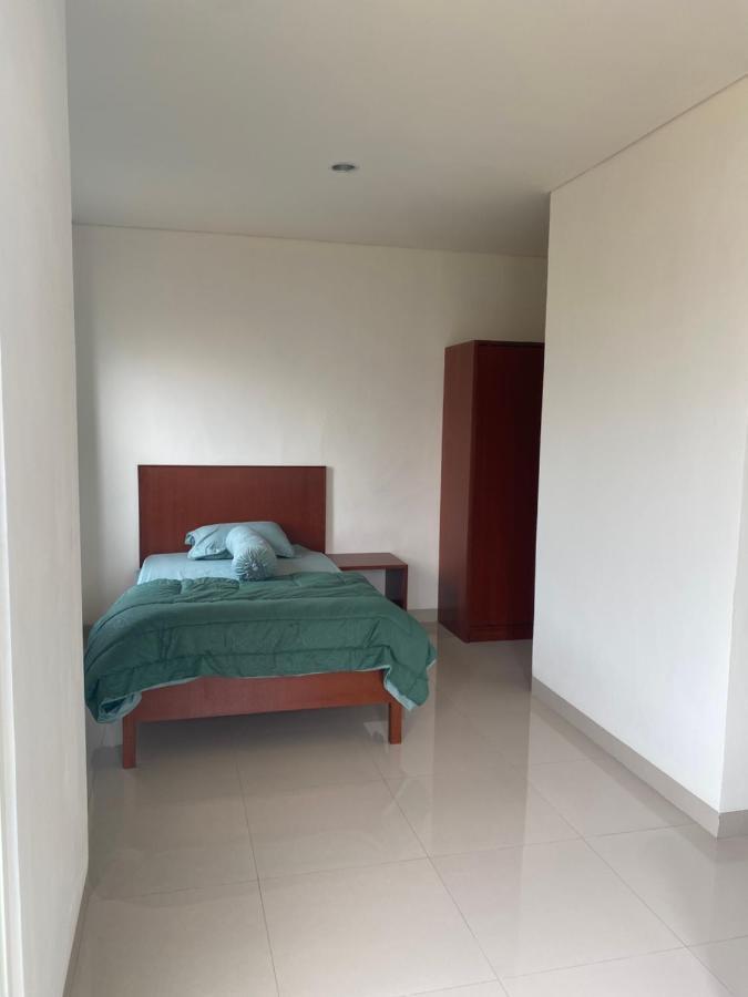 Rumah Pondok Pinang Jacarta Exterior foto