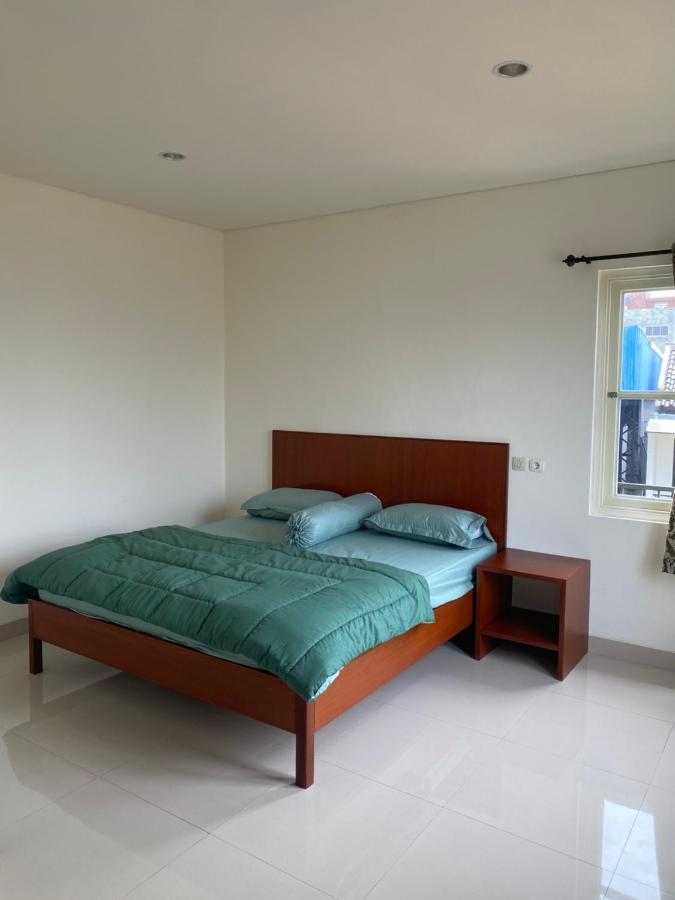 Rumah Pondok Pinang Jacarta Exterior foto